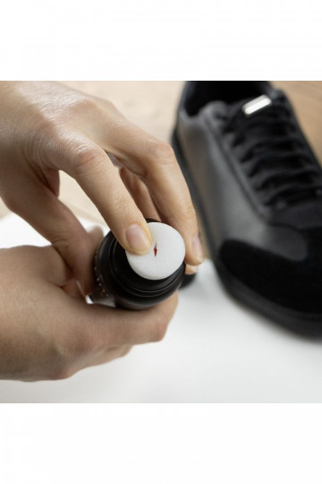 COCCINE BLACKENER juodas skystas maskuoklis 75g