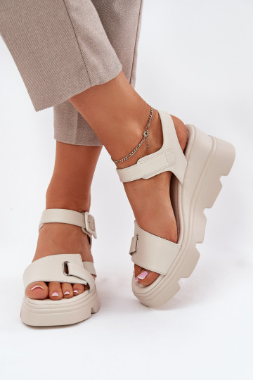 Artiker 54C1624 smėlio spalvos moteriškos odinės basutės su pleištu
