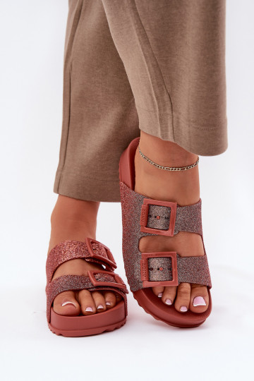 Kvapios moteriškos šlepetės su blizgučiais ir sagtimis ZAXY RR285025 dulkėtos rožinės spalvos