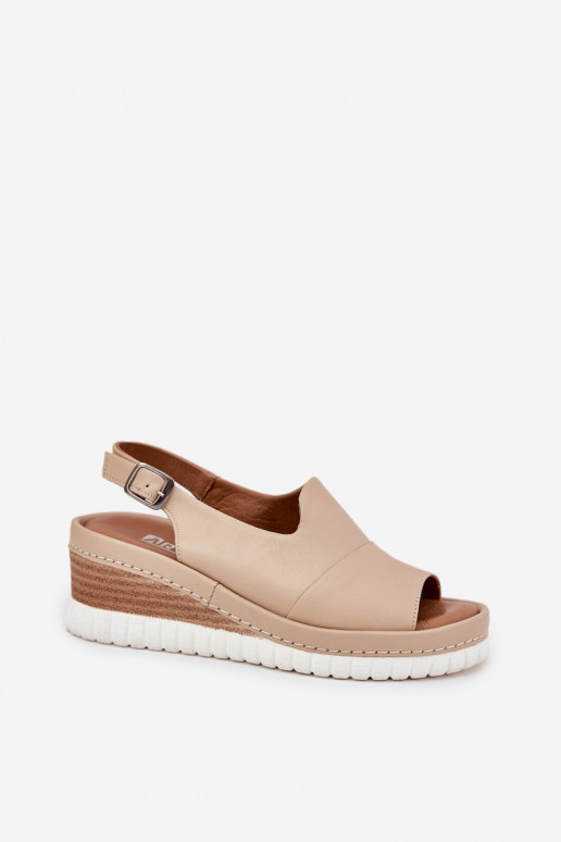 Artiker 56C0919 smėlio spalvos moteriškos odinės basutės su pleištu