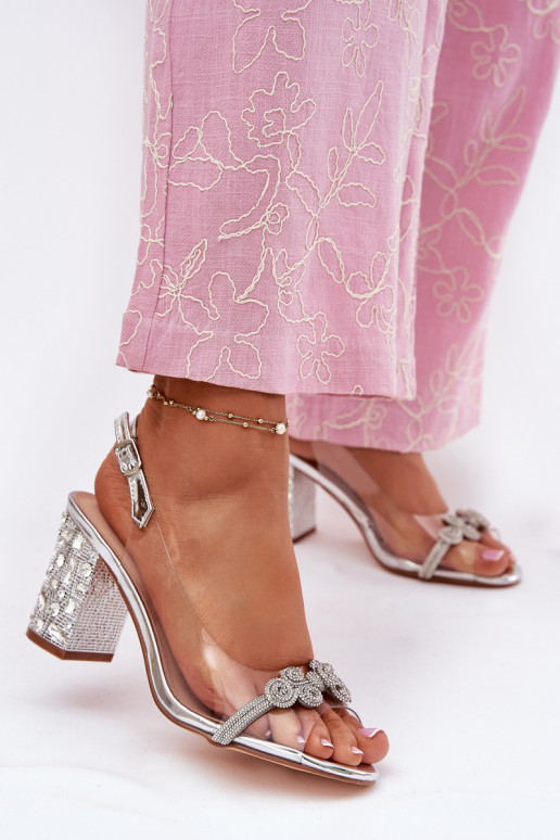 D&A MR51-705 permatomos basutės su blokiniu kulnu, sidabrinės