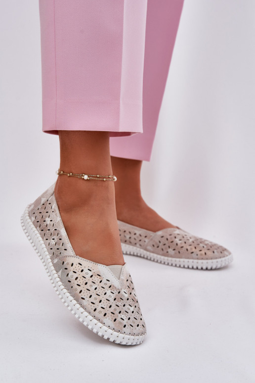 Moteriški zomšiniai ažūriniai bateliai aukso-pilkos spalvos Chulieta