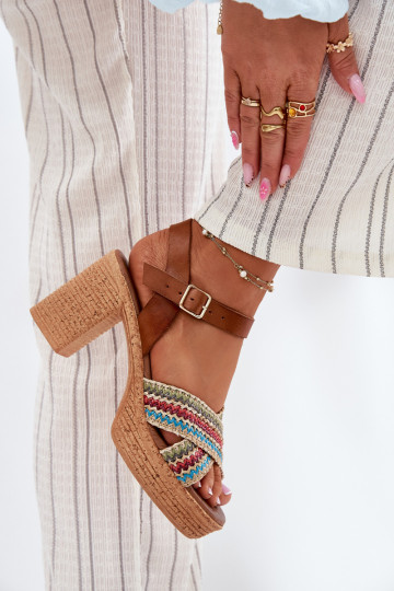 „Zazoo 40460“ rudos odinės basutės su blokiniu kulnu ir pintomis petnešėlėmis