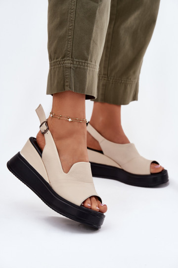 Artiker 54C0401 smėlio spalvos odinės moteriškos basutės su pleištu