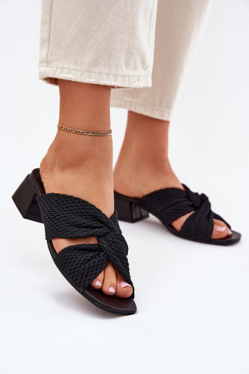 Maciejka 06955-01 moteriškos šlepetės su blokeliu ant juodos spalvos