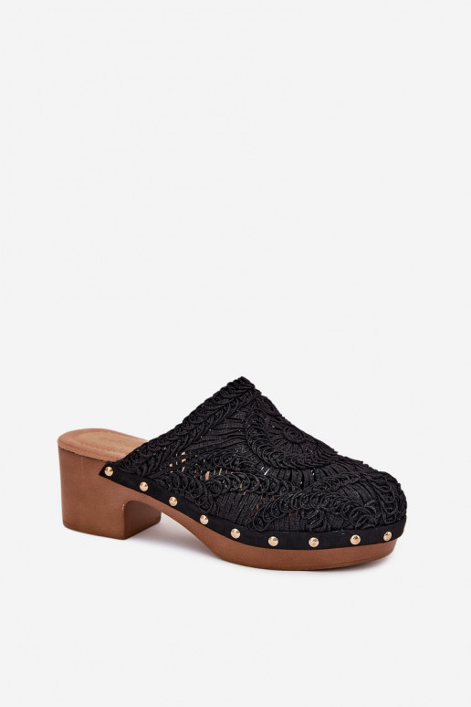 „Senevia“ juodos nėriniuotos šlepetės su kulnais