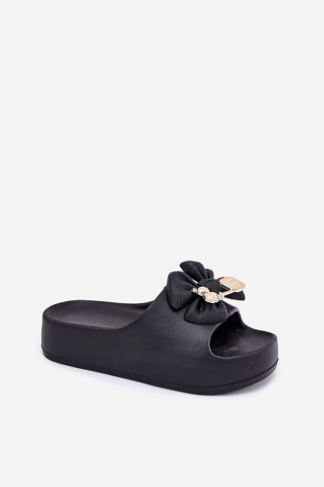 Moteriškos putplasčio platforminės šlepetės su kaspinu ir sage, juodos Marlize spalvos 2