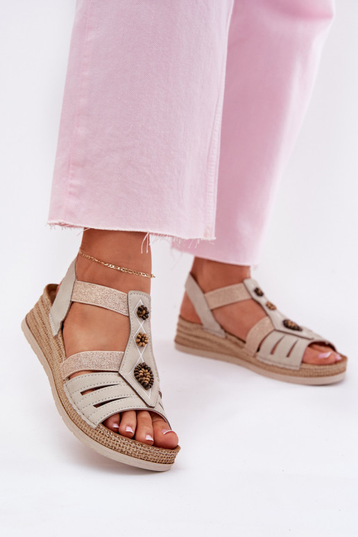 Moteriškos basutės su pleišto formos padu su papuošimais Inblu RV000015 šviesiai smėlio spalvos