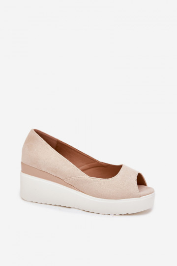 Velira šviesiai smėlio spalvos moteriškos basutės su pleištu iš ekologiškos zomšos 2