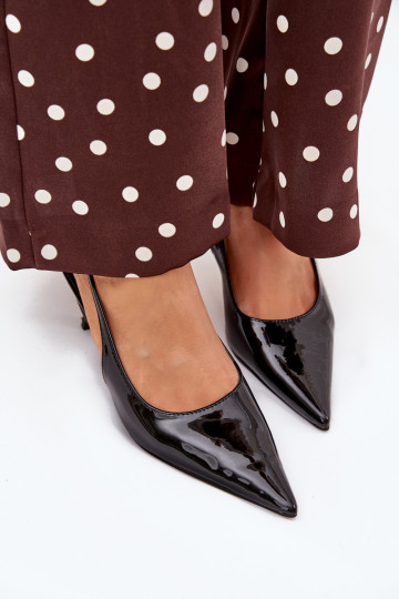 „Talira“ juodos lakuotos odos atviri stileto bateliai