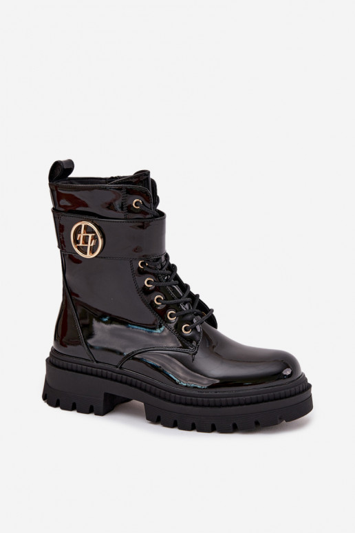 Moteriški lakuotos odos aulinukai iki kulkšnių su auksinėmis detalėmis, izoliuoti, juodi, „Fiorena“