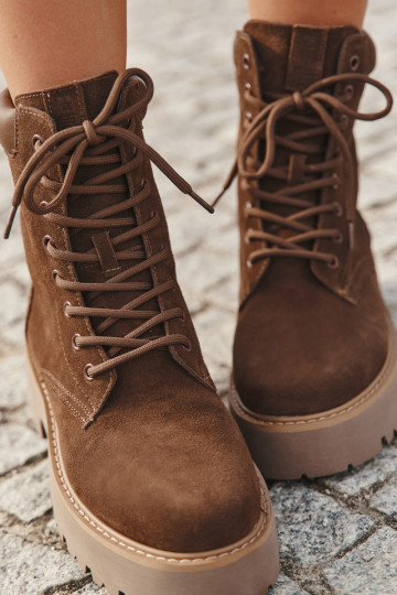 „Big Star SS274792“ moteriški zomšiniai suvarstomi aulinukai iki kulkšnių, rudi