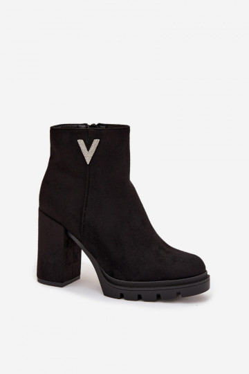 Moteriški pašiltinti aulinukai iki kulkšnių su dekoratyvine detale, juodos spalvos, „Briella“ 2