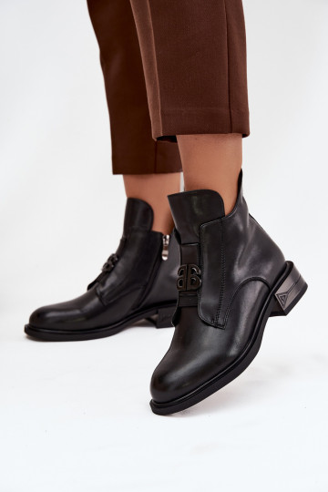 Moteriški pašiltinti odiniai aulinukai iki kulkšnių su dekoratyvinėmis detalėmis, juodos spalvos, Briselda