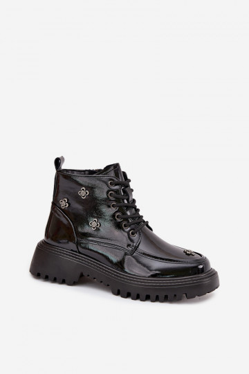 Artiker 57C0345 juodi odiniai aulinukai iki kulkšnių su lakuotos odos dekoracijomis 2