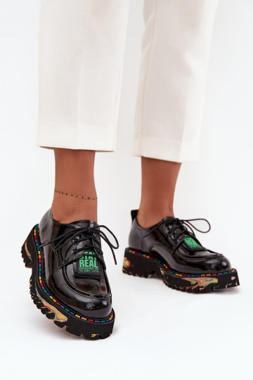 Artiker 57C0172 juodi lakuotos odos moteriški batai