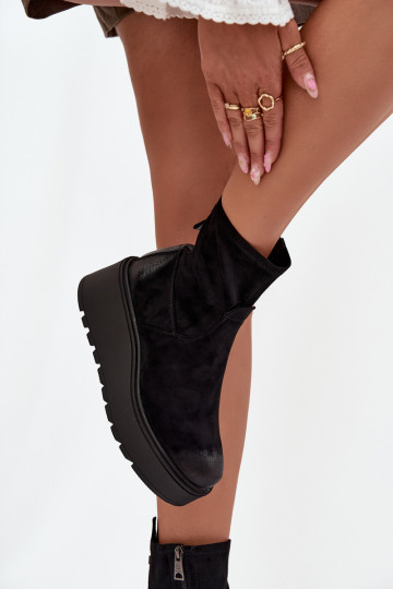 Vinceza 58596 juodi izoliuoti platforminiai aulinukai iki kulkšnių