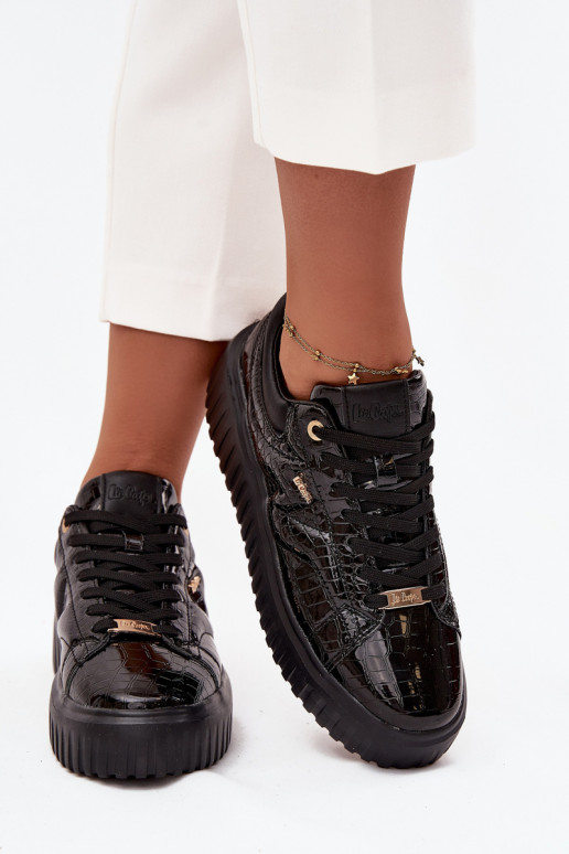 Lee Cooper LCJ-25-09-3870 moteriški lakuotos odos platforminiai sportbačiai su juodu pamušalu