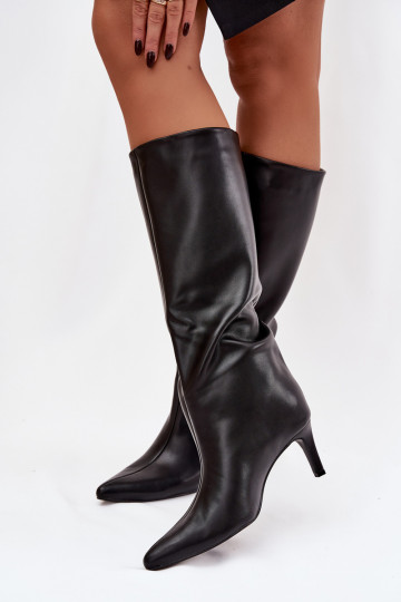 Moteriški aulinukai su užsegamais aukštakulniais ir siūlėmis, juodos spalvos Olyvia