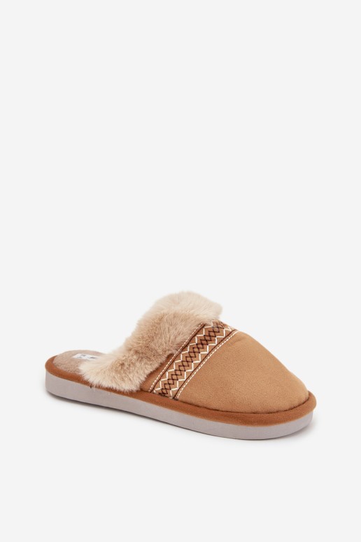 Moteriškos šlepetės su kailiu ir siuvinėjimu Camel spalvos Devianne