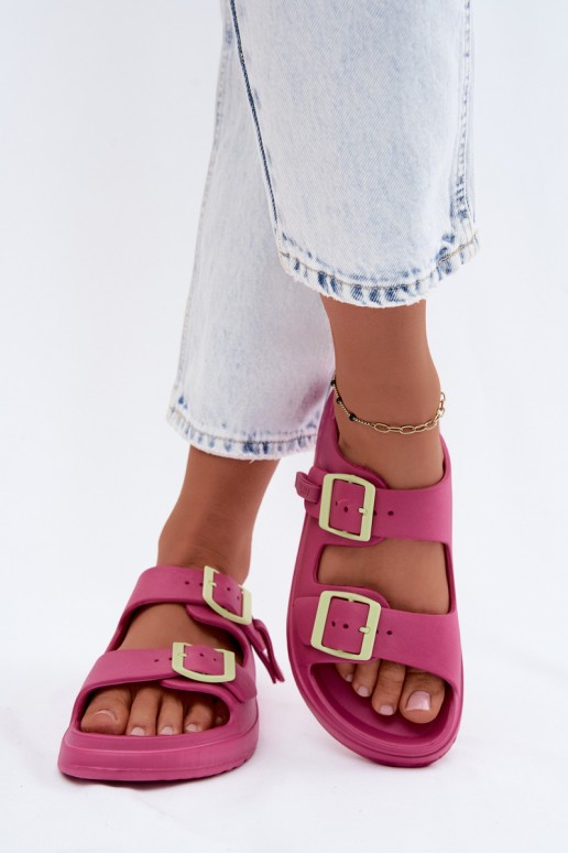 D.Franklin DFSH413005 fuksijos spalvos moteriškos putplasčio šlepetės su sagtimis