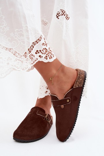 Moteriškos šlepetės-klumpės su sagtimi, dirbtinė zomša, šokolado spalvos Tropina