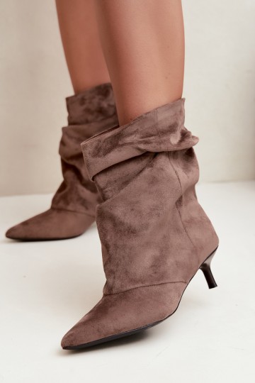 Khaki spalvos „Farren Slouchy“ užsegami aulinukai iki kulno